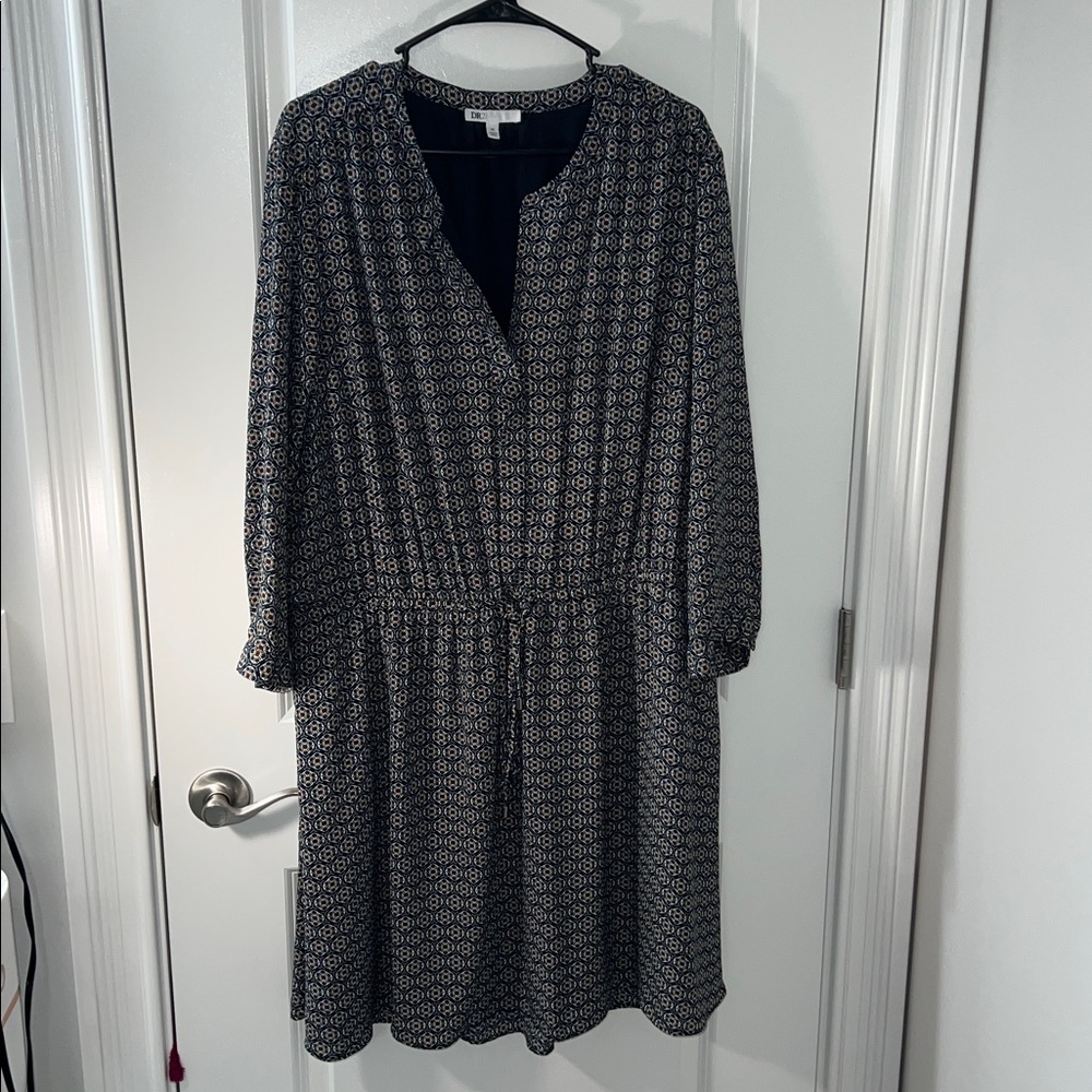 DR2 Geometric Print Long Sleeve Dress